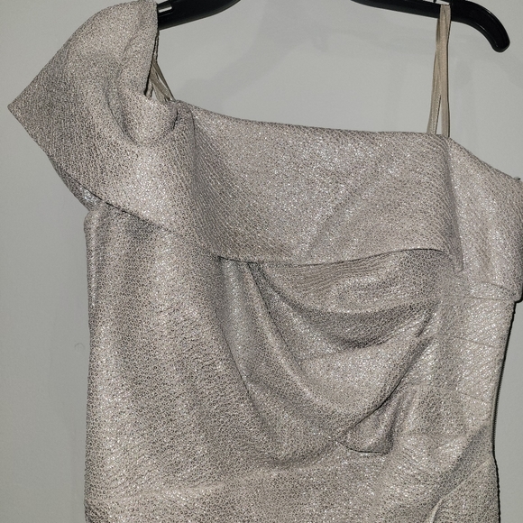 Champagne formal gown - Picture 2 of 4